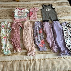 Newborn clothing bundle